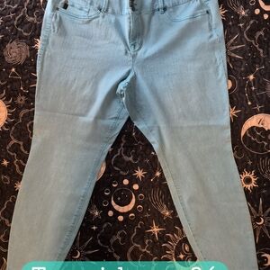 Stylish Light Blue Skinny Jeans